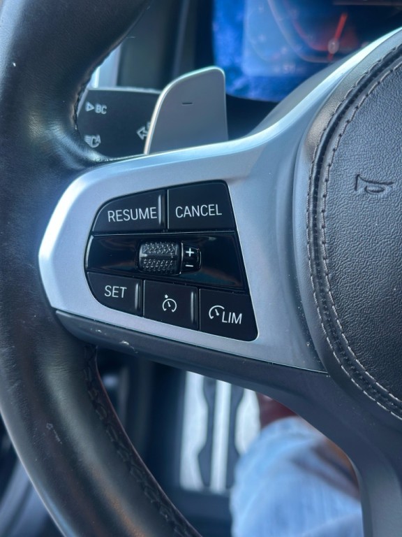 2022 BMW 8 Series Image 13