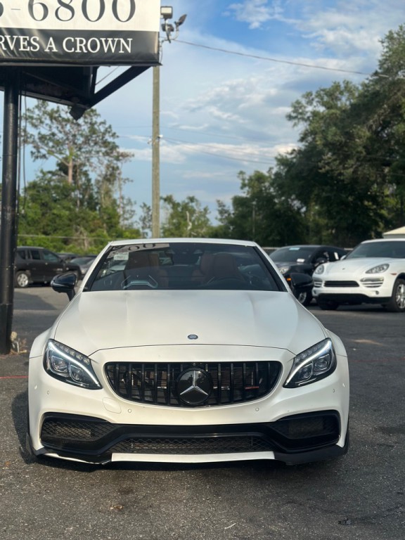 2017 Mercedes-Benz C-Class Image 3