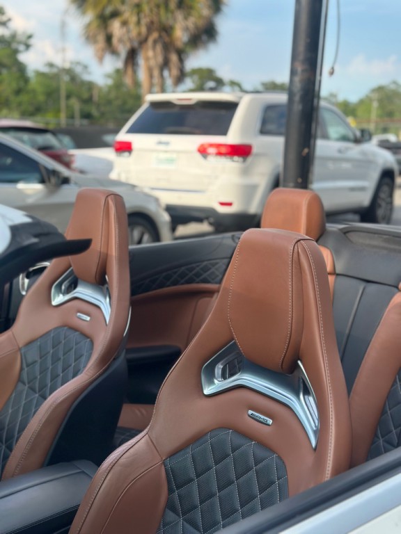 2017 Mercedes-Benz C-Class Image 9
