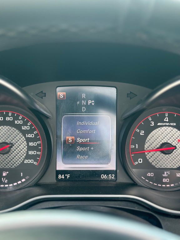 2017 Mercedes-Benz C-Class Image 14