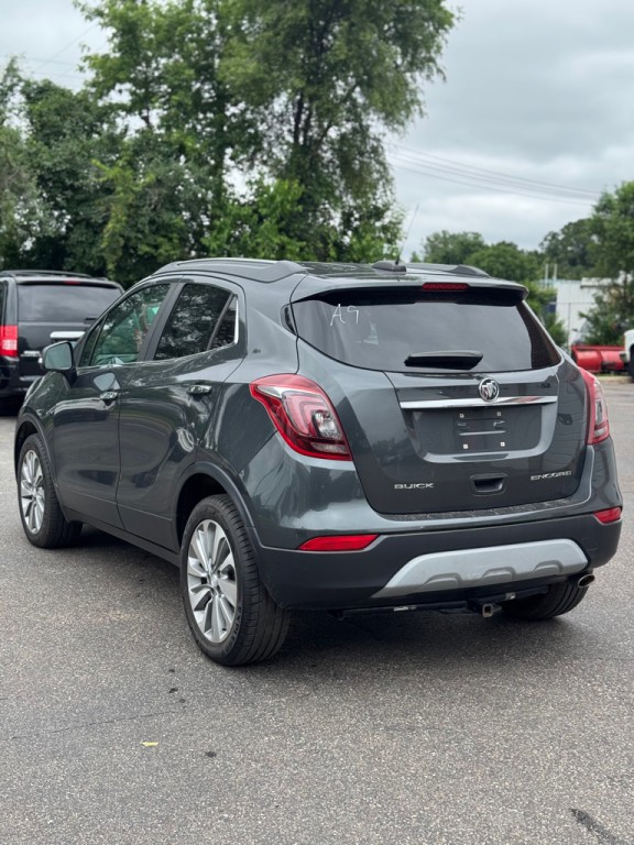 2018 Buick Enclave Image 2