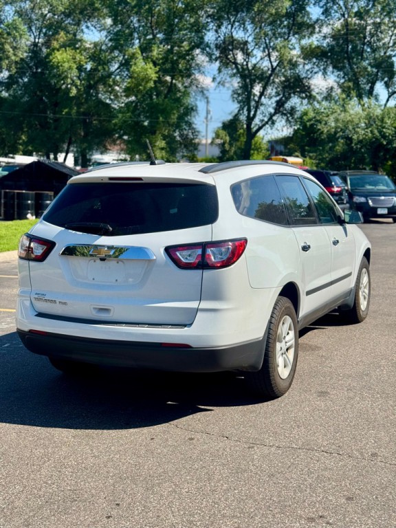 2017 Chevrolet Traverse Image 3