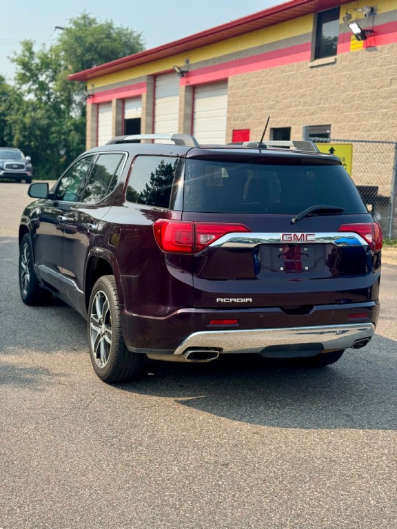 2018 GMC Acadia Image 3