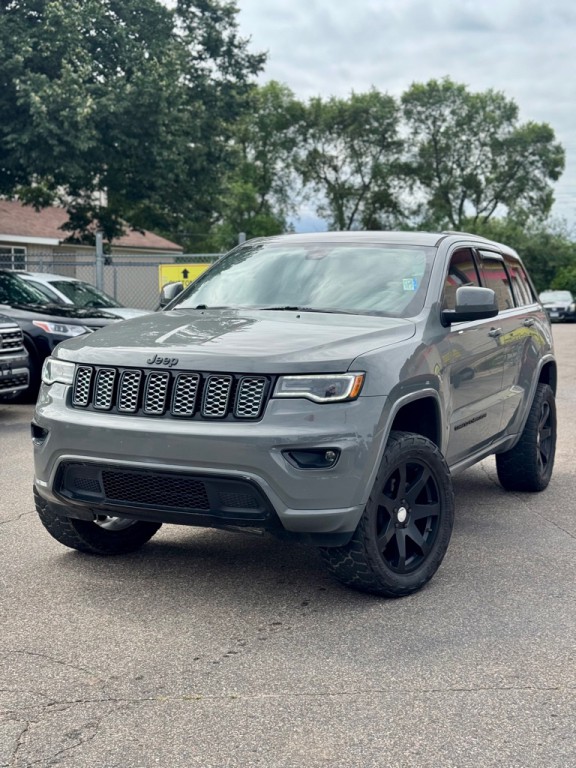 2020 Jeep Grand Cherokee Image 2