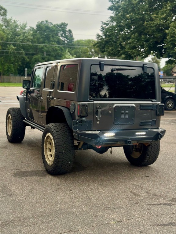 2016 Jeep Wrangler Unlimited Image 2