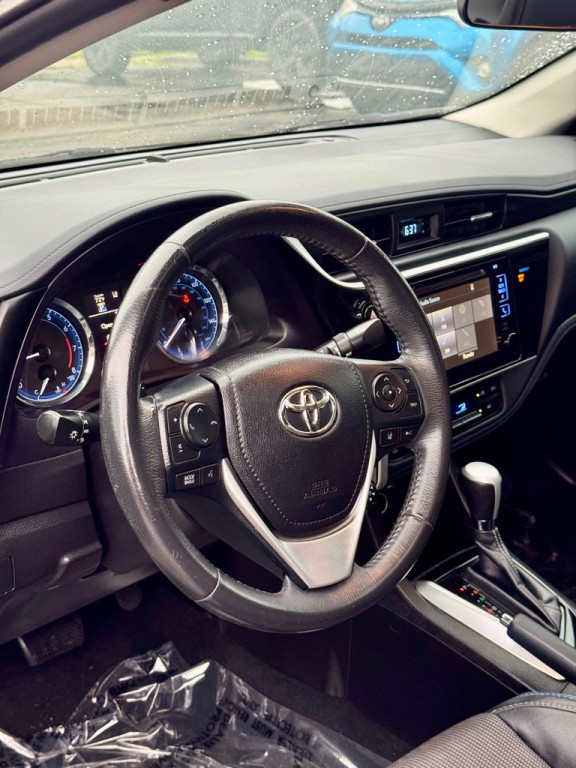 2018 Toyota Camry Image 4