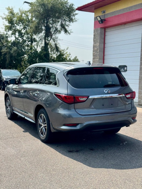 2017 INFINITI QX60 Image 5