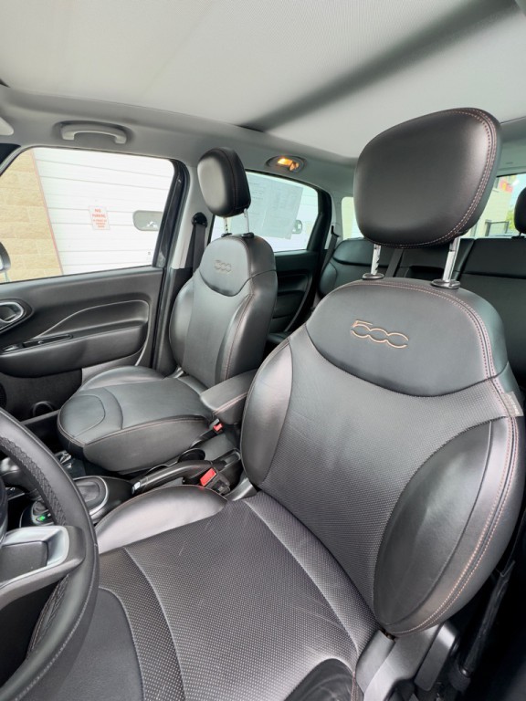 2019 FIAT 500L Image 4