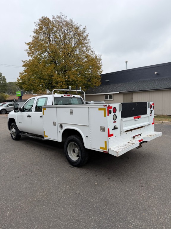 2010 Chevrolet Silverado 1500 Image 2