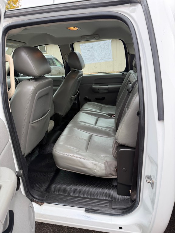 2010 Chevrolet Silverado 1500 Image 6