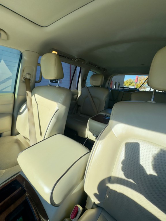 2018 INFINITI QX80 Image 4