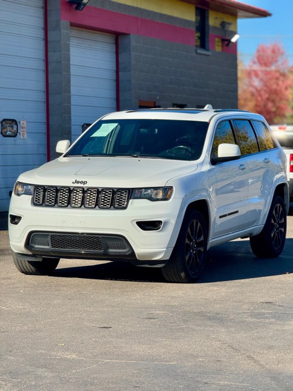 2018 Jeep Grand Cherokee Image 2