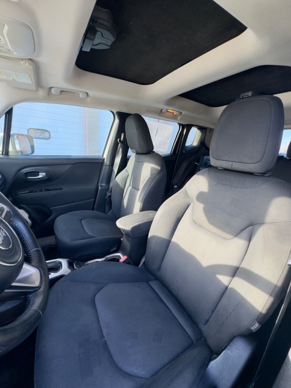 2016 Jeep Renegade Image 5