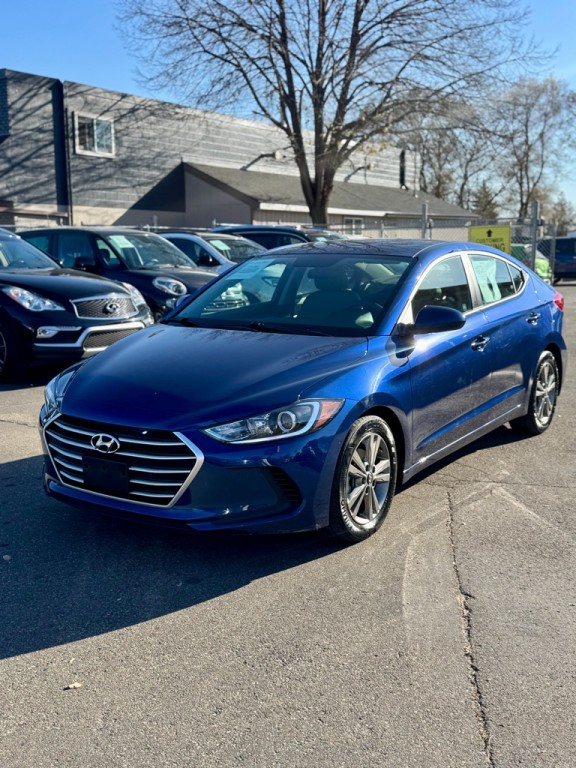 2018 Hyundai Elantra Image 1