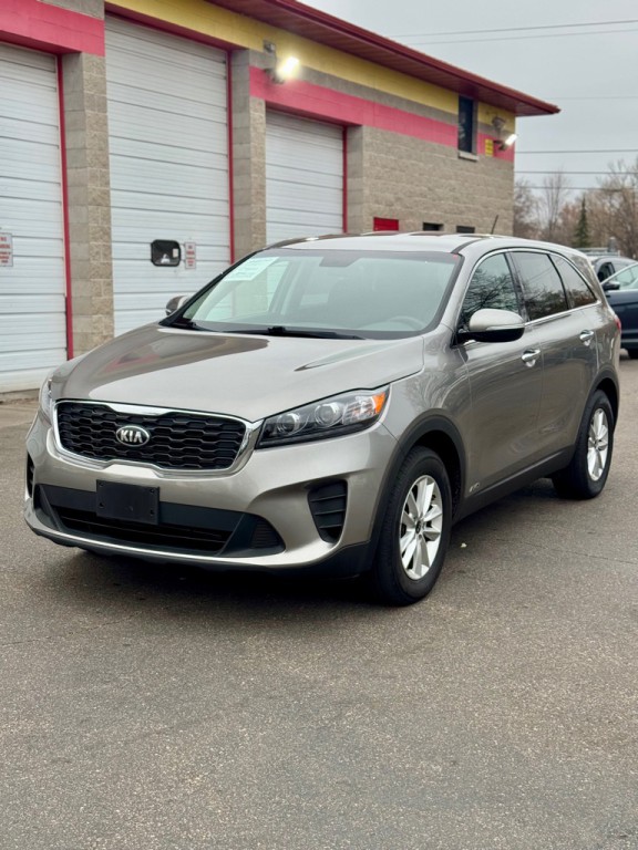 2019 Kia Sorento Image 1