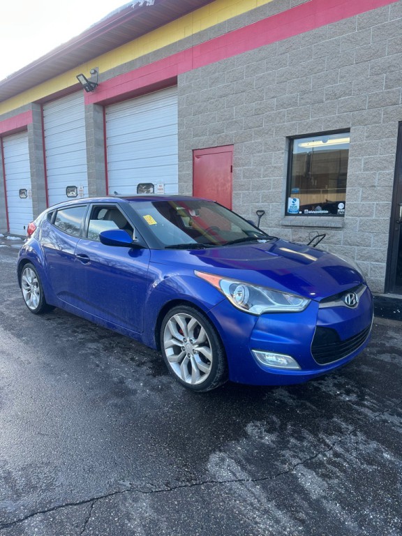 2012 Hyundai Veloster Image 1