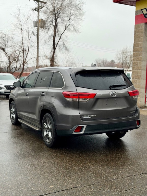 2018 Toyota Highlander Image 3
