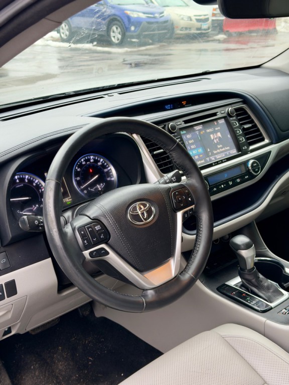 2018 Toyota Highlander Image 4