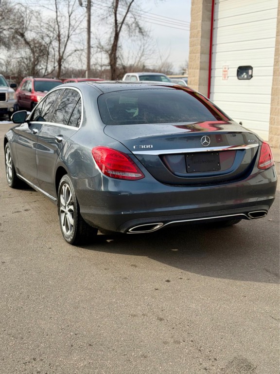 2015 Mercedes-Benz C-Class Image 4