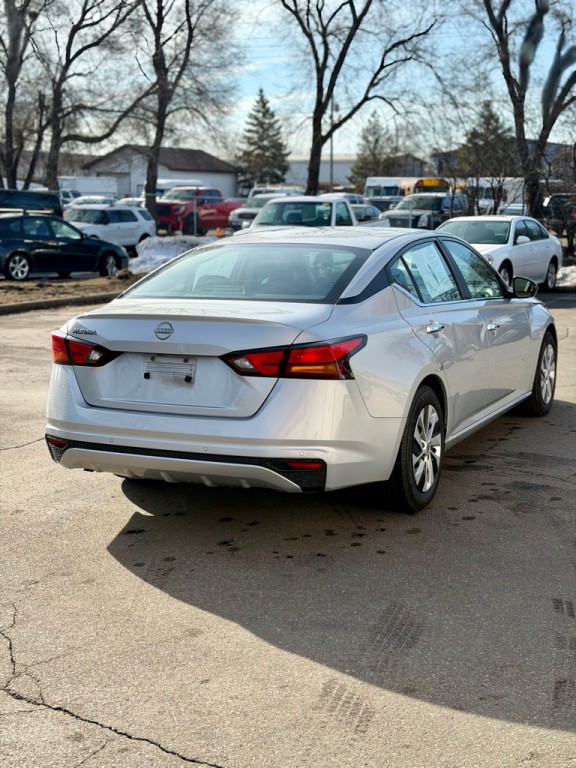 2024 Nissan Altima Image 6