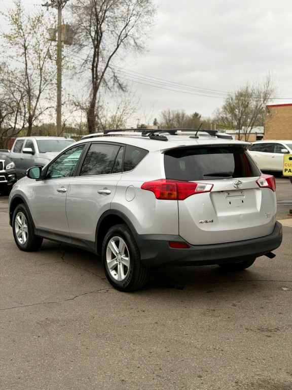 2013 Toyota Rav4 Image 4