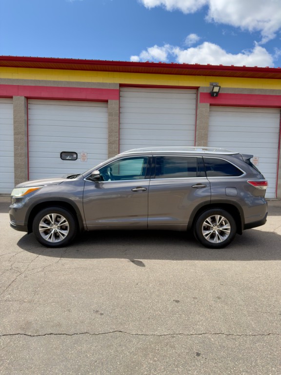 2015 Toyota Highlander Image 3