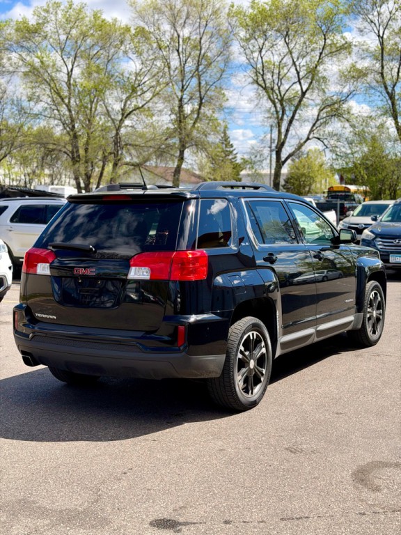 2017 GMC Terrain Image 5