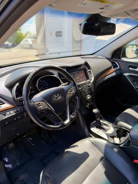 2018 Hyundai Santa Fe Image 4