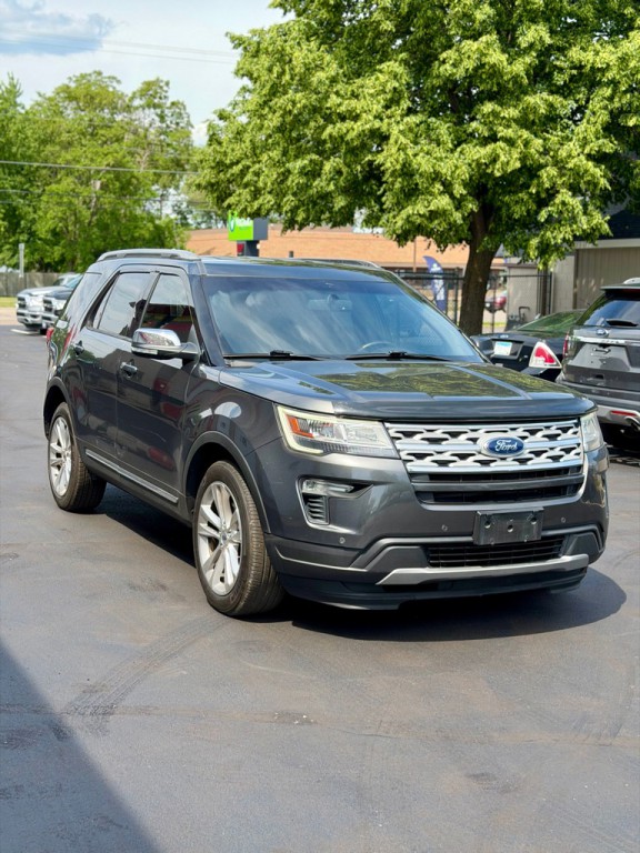 2019 Ford Explorer Image 2