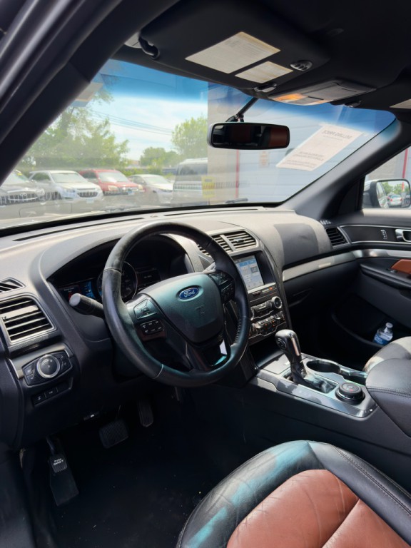 2019 Ford Explorer Image 6