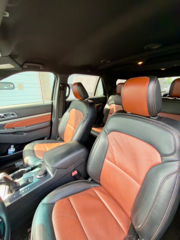 2019 Ford Explorer Image 7