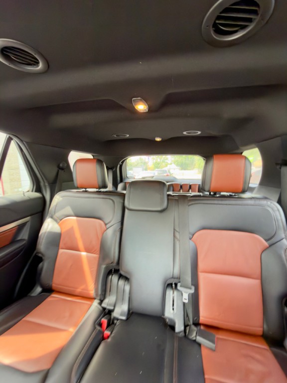 2019 Ford Explorer Image 8