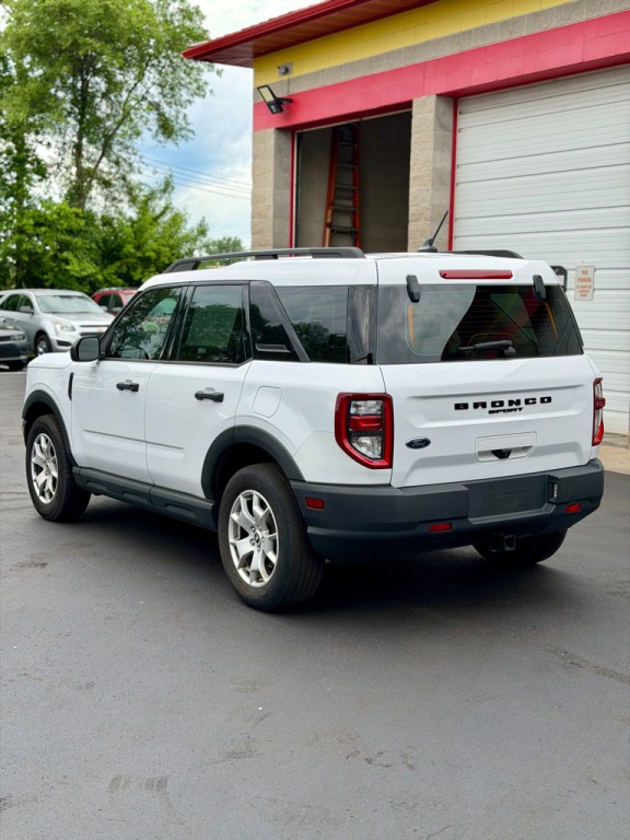 2021 Ford Bronco Image 4
