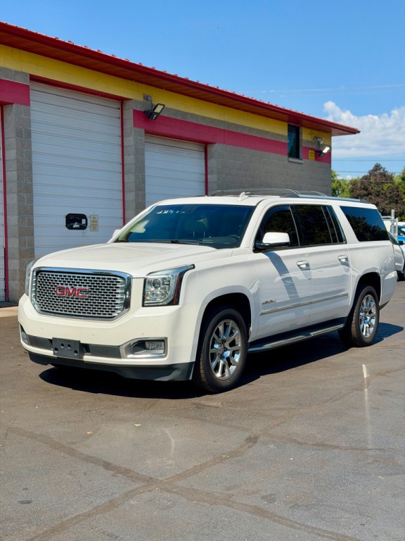 2017 GMC Yukon Image 1