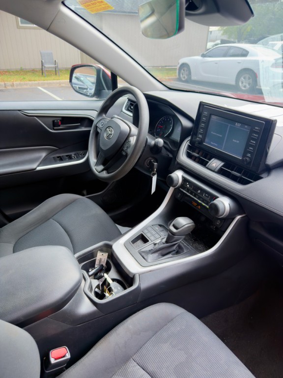 2019 Toyota Rav4 Image 3
