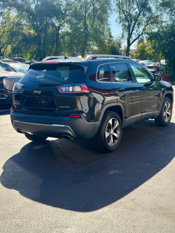 2019 Jeep Cherokee Image 5