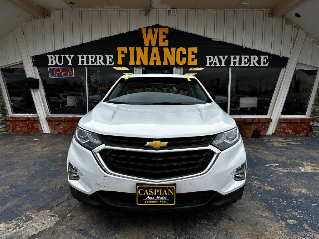 2018 Chevrolet Equinox Image 2
