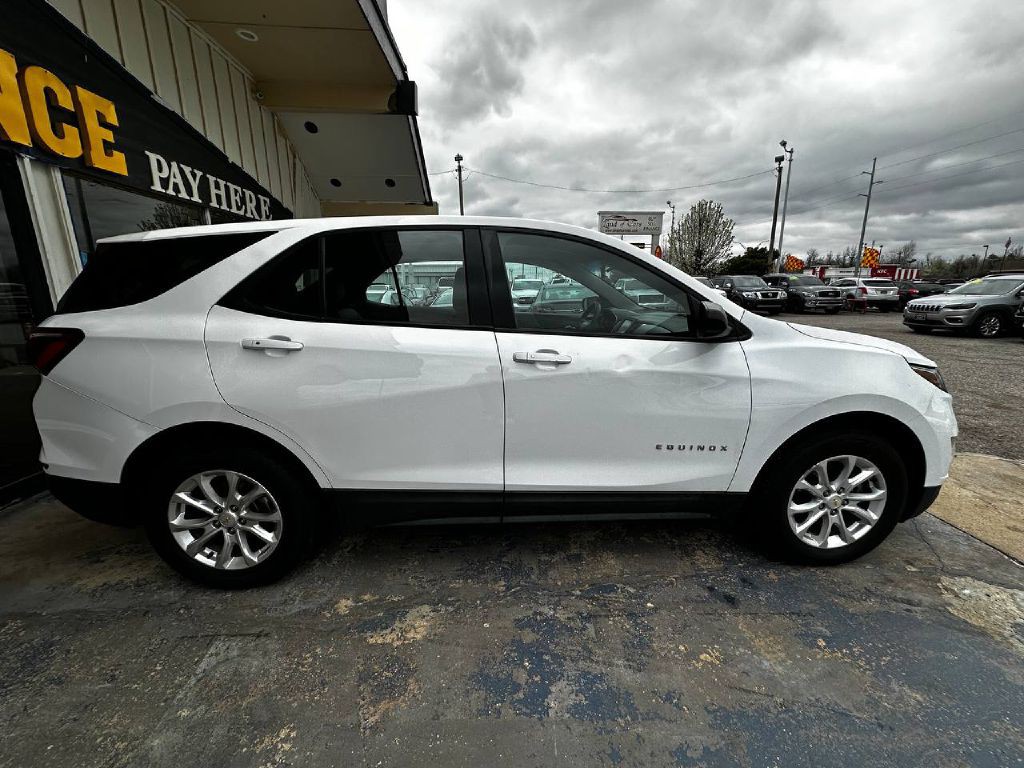 2018 Chevrolet Equinox Image 5