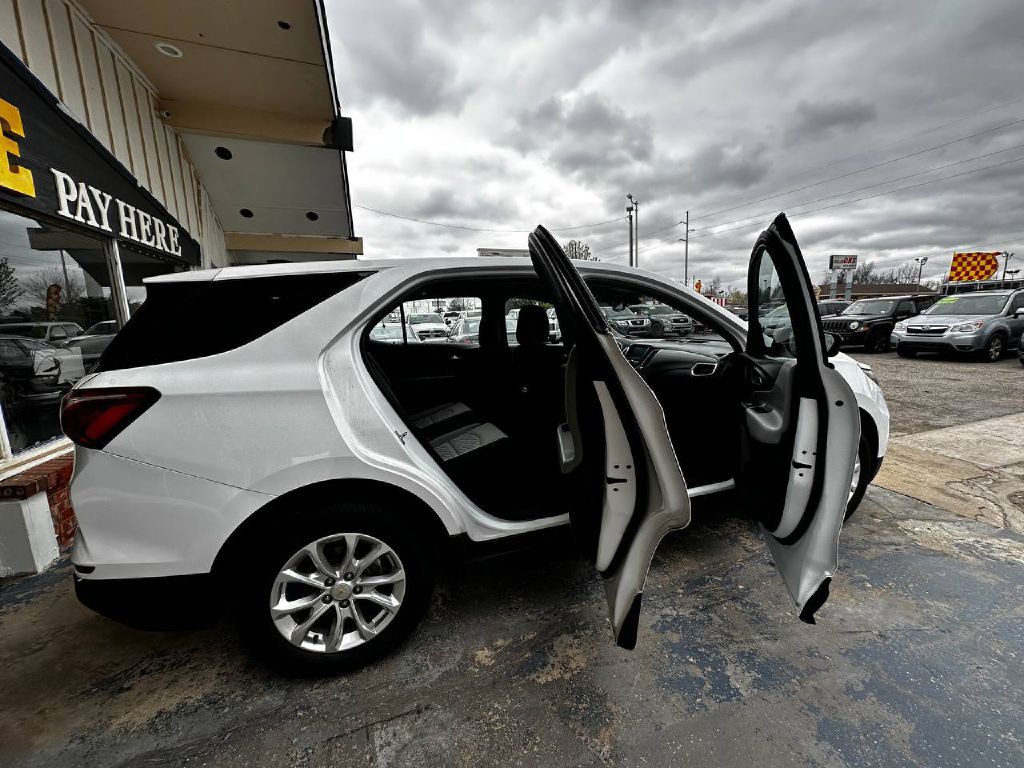 2018 Chevrolet Equinox Image 17