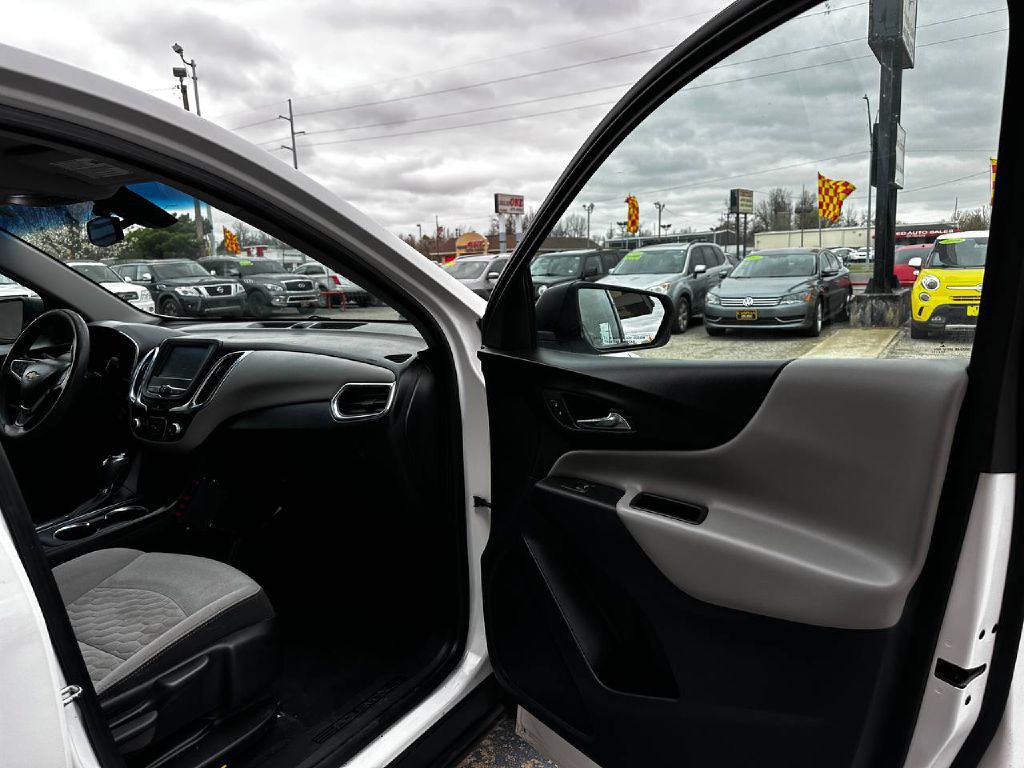 2018 Chevrolet Equinox Image 18
