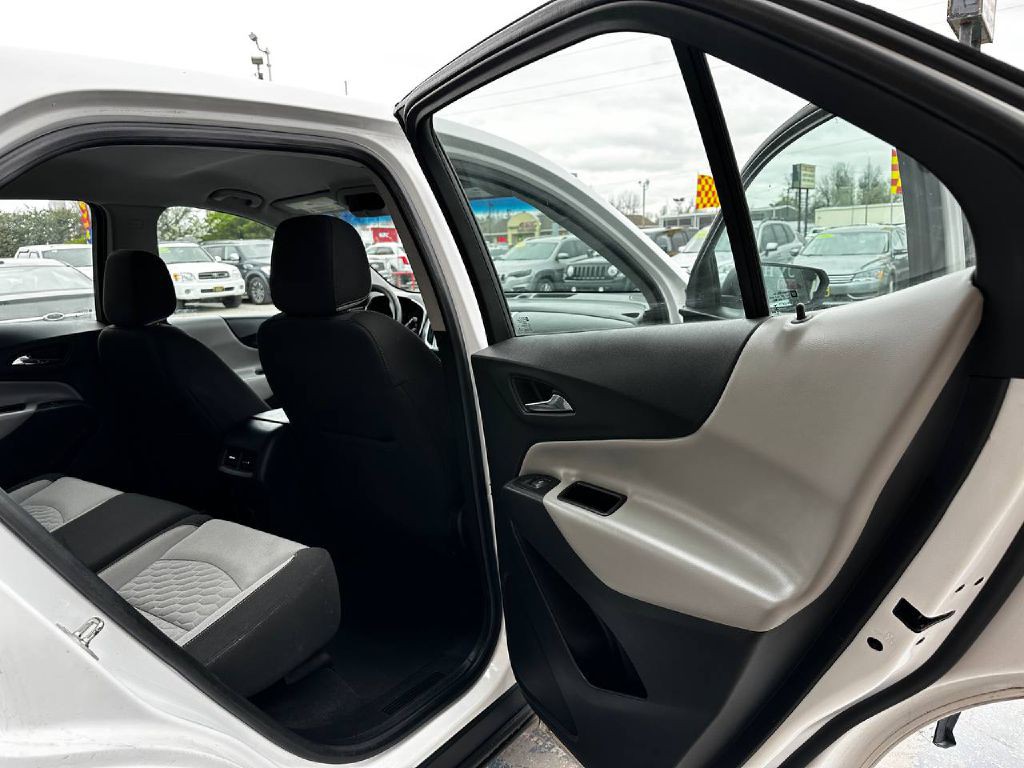 2018 Chevrolet Equinox Image 21