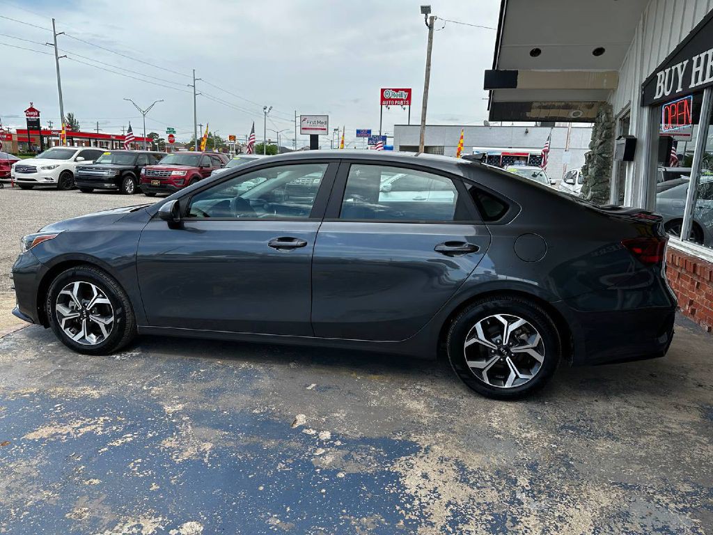 2021 Kia Forte Image 6