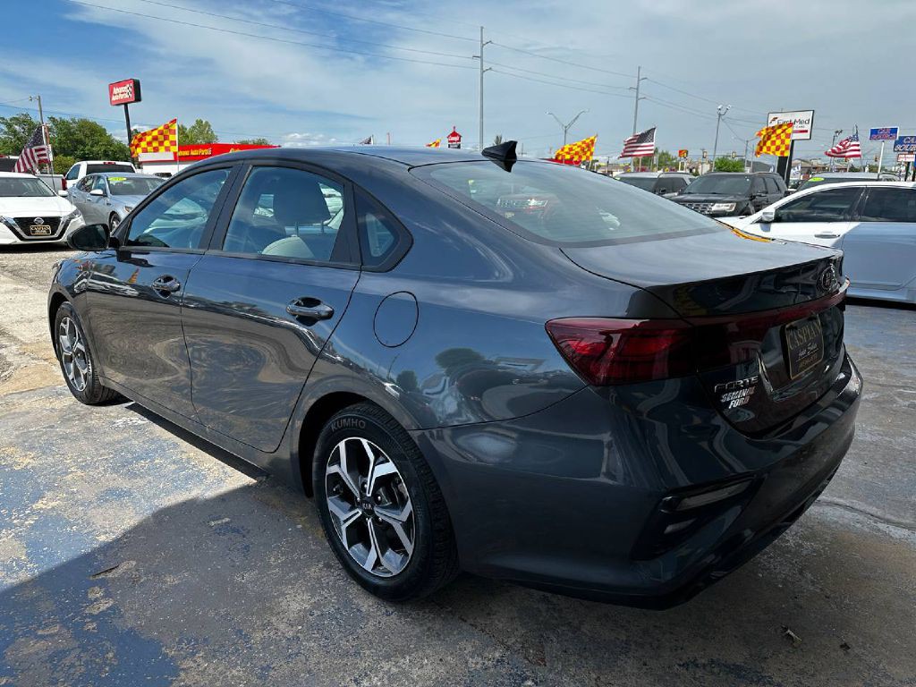 2021 Kia Forte Image 9