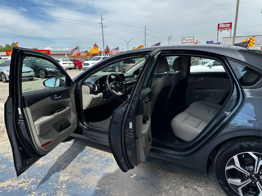 2021 Kia Forte Image 10