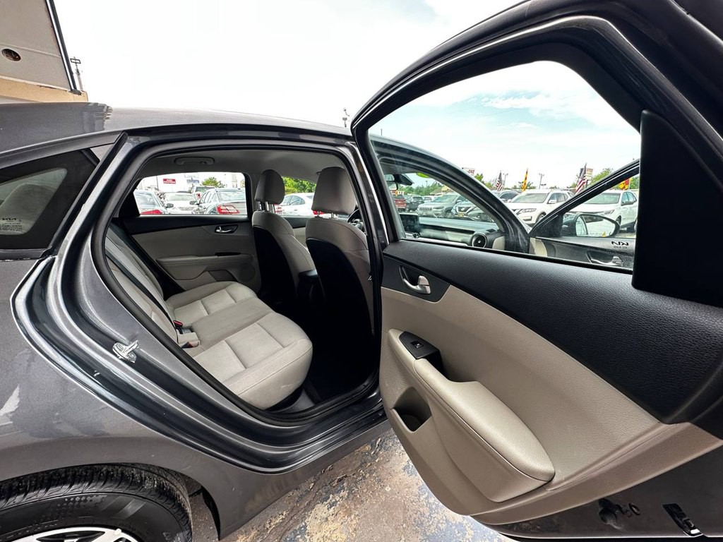 2021 Kia Forte Image 19