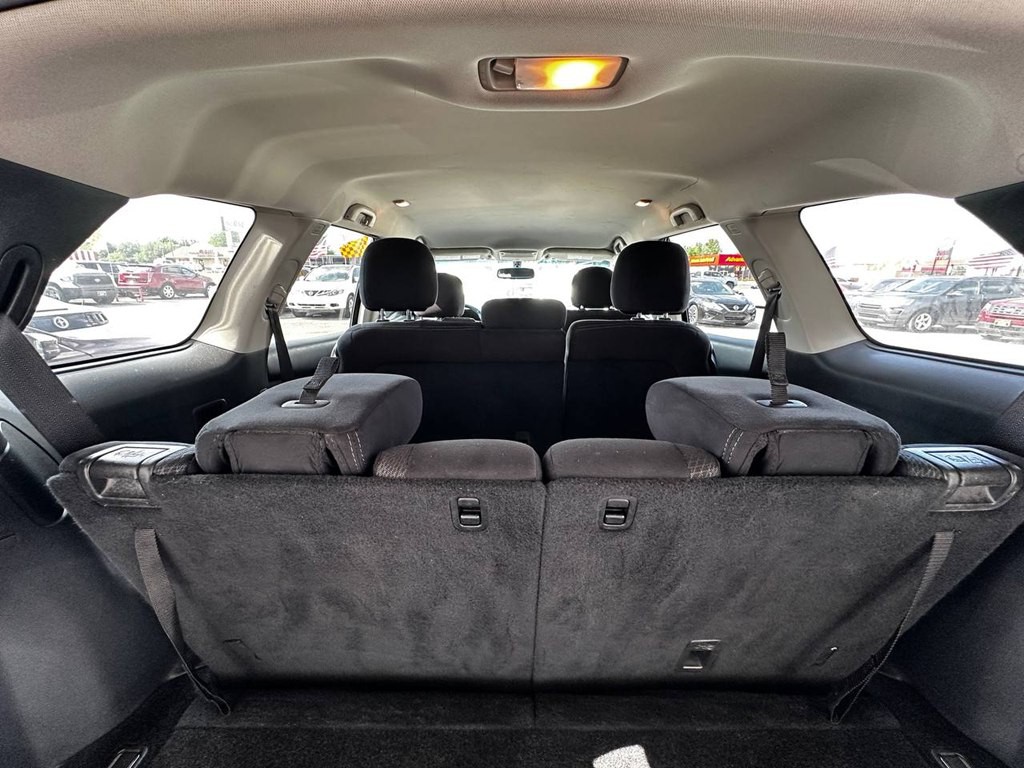 2016 Nissan Pathfinder Image 26