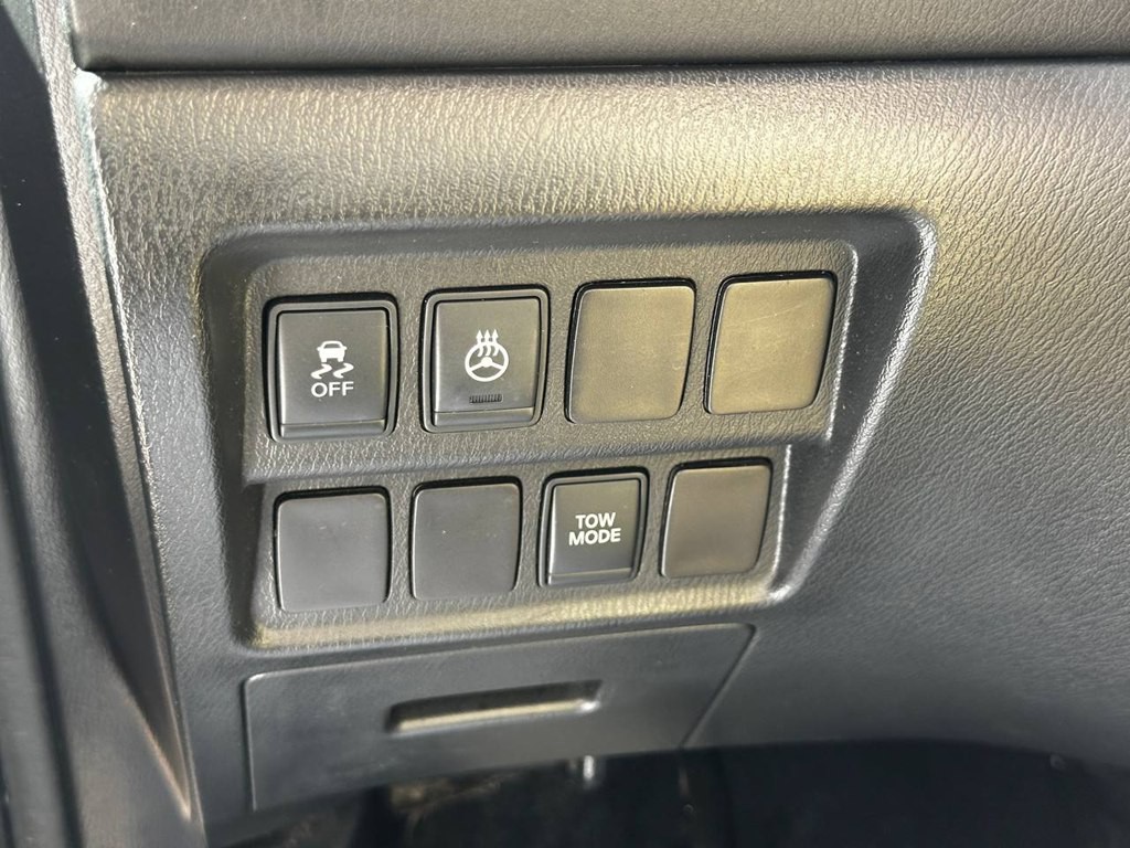 2016 Nissan Pathfinder Image 27