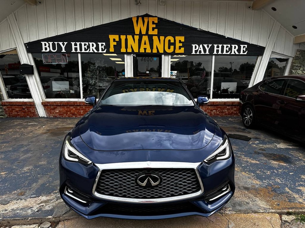 2020 INFINITI Q60 Image 2