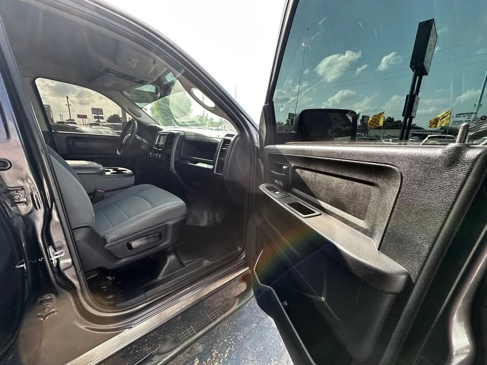 2017 RAM 1500 Image 13
