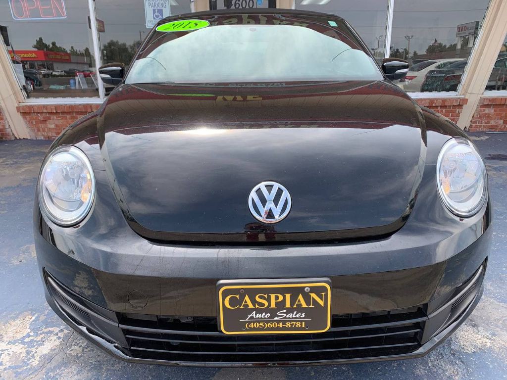 2014 Volkswagen Beetle Image 5